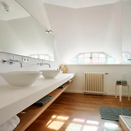 Haus Hotel 3*